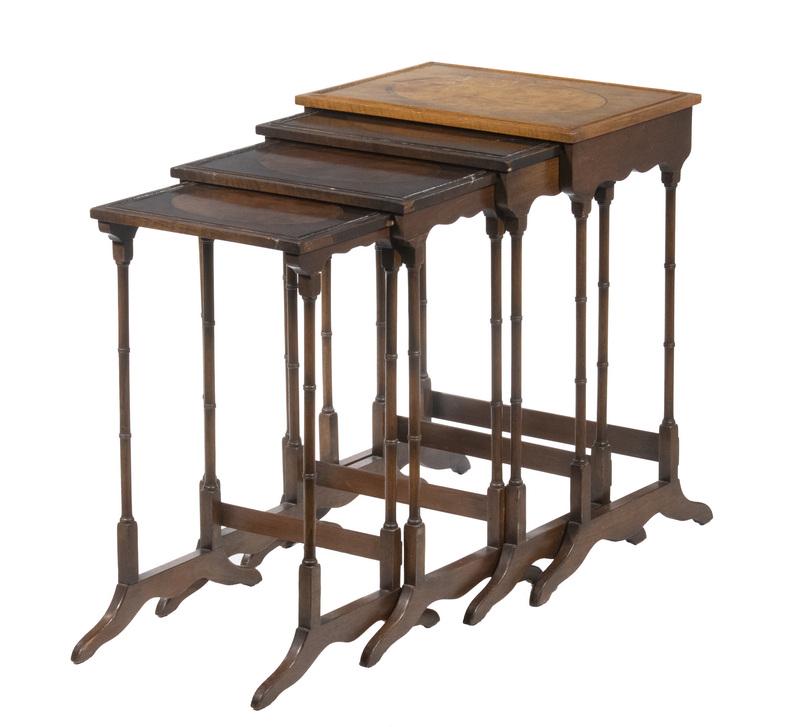 (SET OF 4) SHERATON STYLE NESTING TABLES (1 of 3)