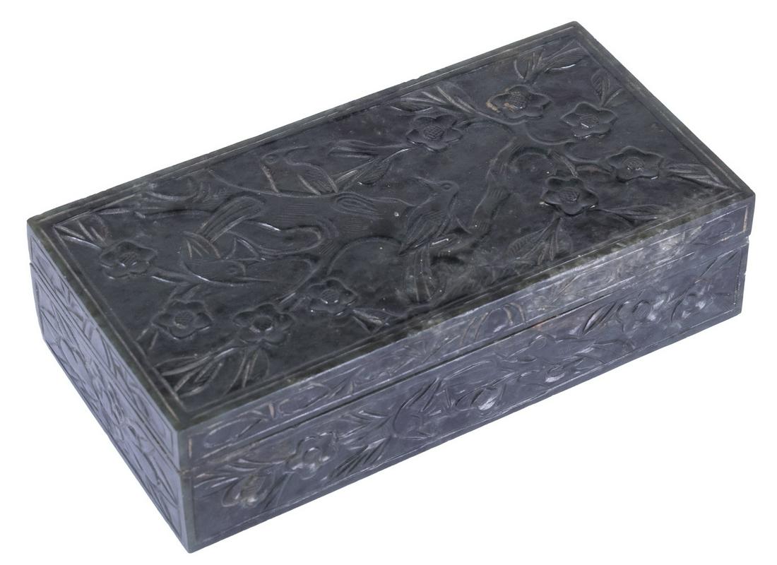 CA. 1920 CHINESE CARVED GREEN JADE BOX W/ LID (1 of 2)