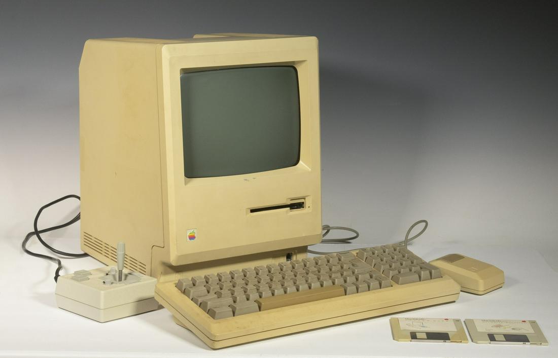 1984 APPLE MACINTOSH 128K: Functioning original Apple Macintosh computer dated 1984 w/signatures on inside case. Boots to disk screen. The monitor shows well with no dead pixels or distortion. Includes original keyboard, mouse,