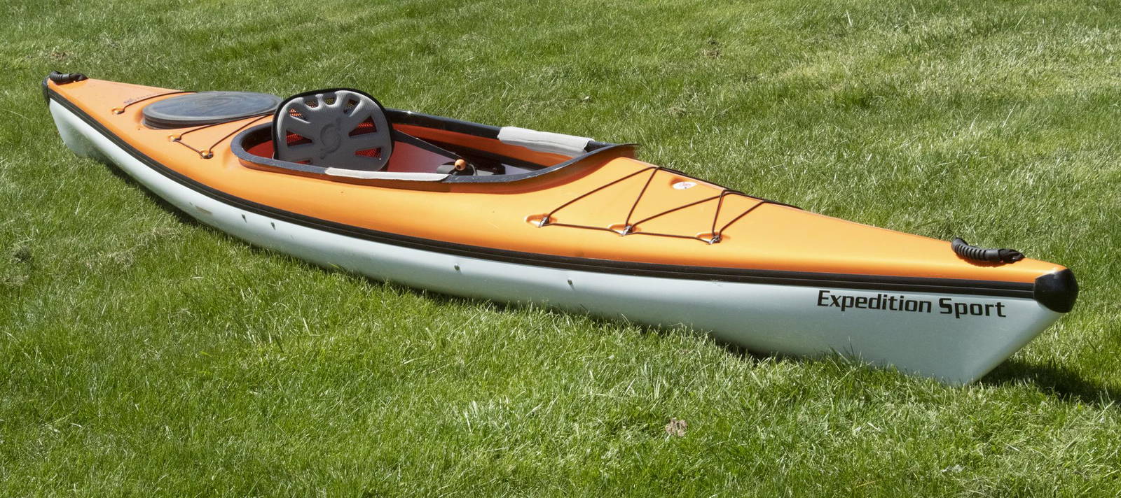 Hurricane Expedition Sport 14' Kayak W/ Thule Car Rack Auction