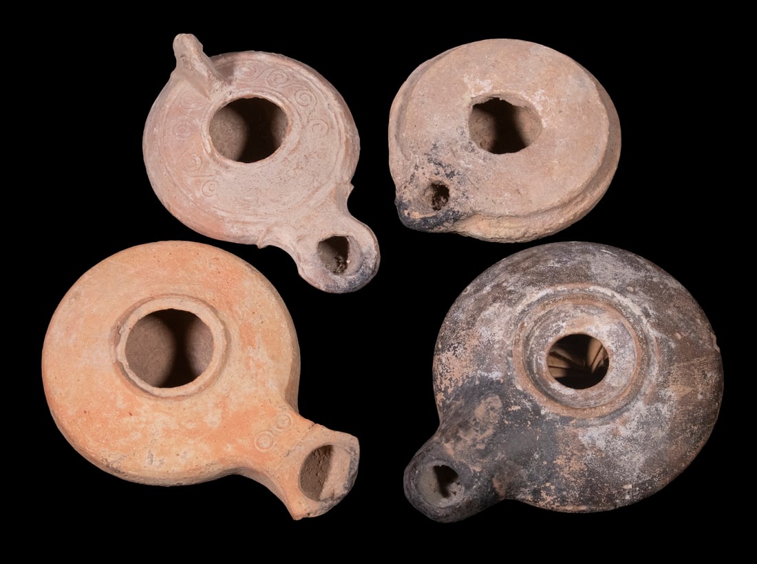 (4) ASSORTED TERRACOTTA OIL LAMPS 'AS IS' (1 of 2)