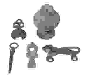 (5) TINY ANCIENT ROMAN, EGYPTIAN & SELJUK BRONZE, IRON, FAIENCE BITS First Image