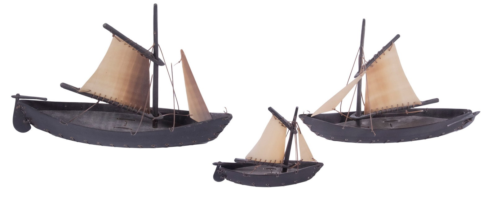 (3) INUIT BALEEN TOY BOAT MODELS (1 of 2)