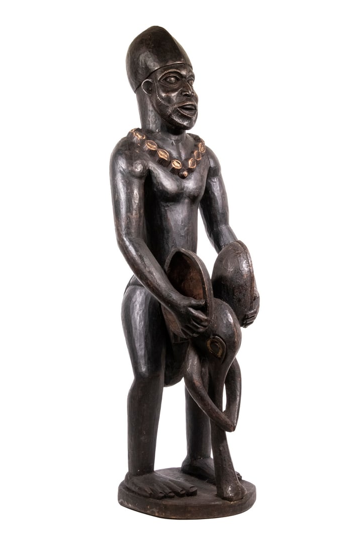 AFRICAN CARVED WOOD FIGURE (1 of 4)