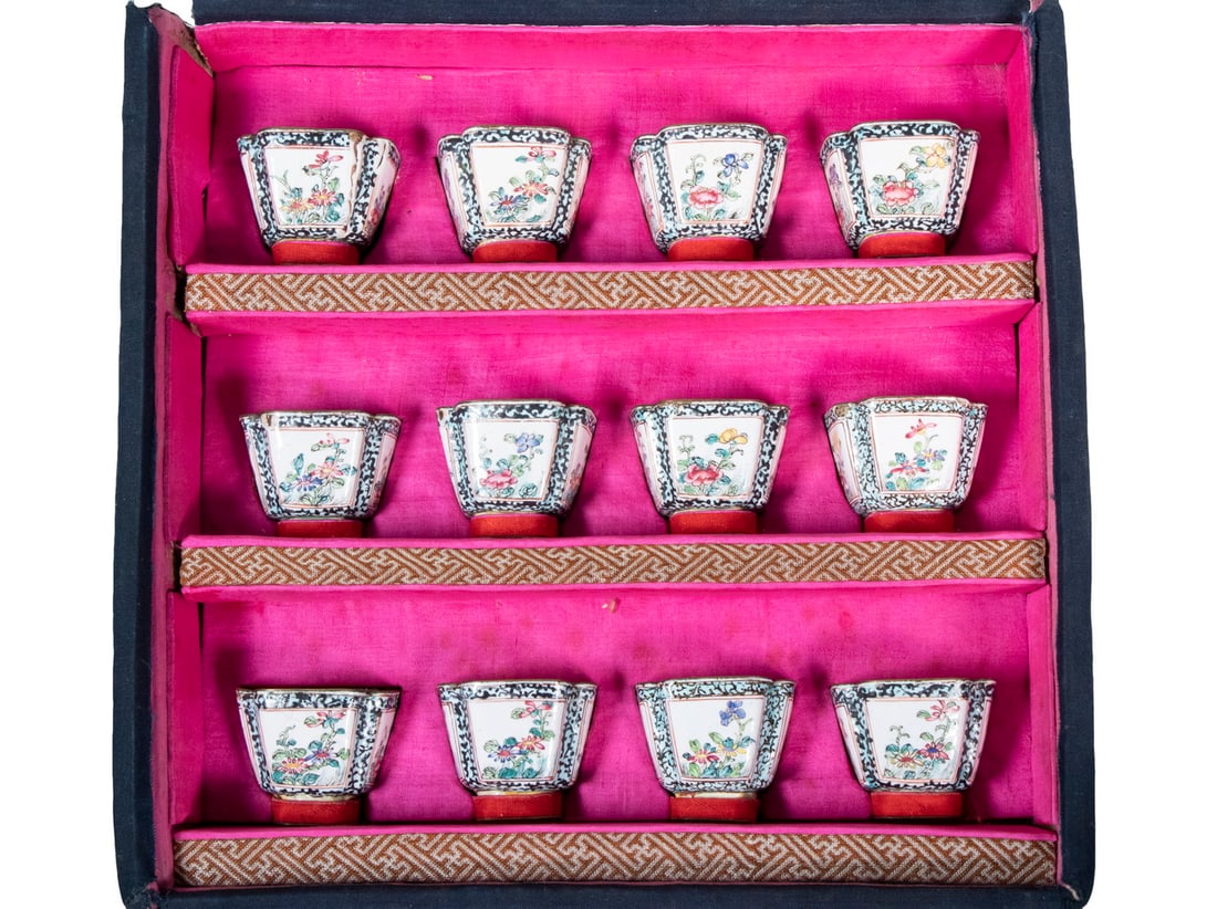 CASED SET OF (12) CHINESE ENAMEL TEA CUPS (1 of 3)
