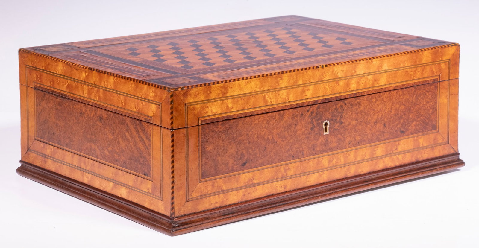 TUNBRIDGEWARE WRITING BOX (1 of 5)