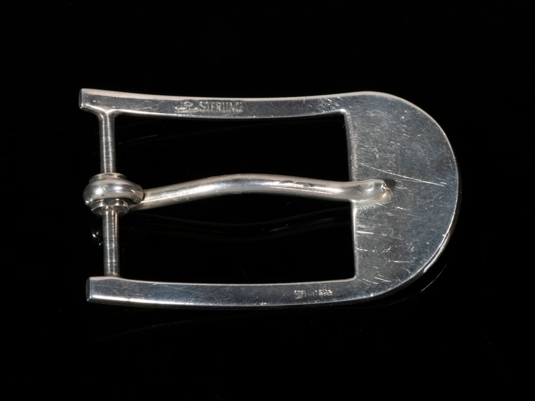 TIFFANY & CO. STERLING BUCKLE: Sterling Silver Belt Buckle, 2" x 1 1/4", 0.70 ozt. Good condition.