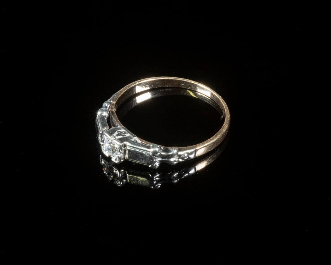 LADIES DIAMOND RING: 14K and 18K Gold Ring, set with a single diamond, size 6, 1.1 dwt.