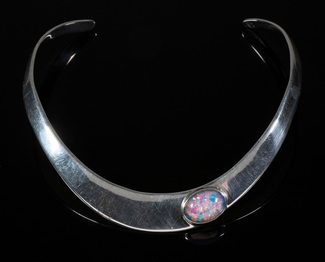 SILVER TORQUE NECKLACE (1 of 1)