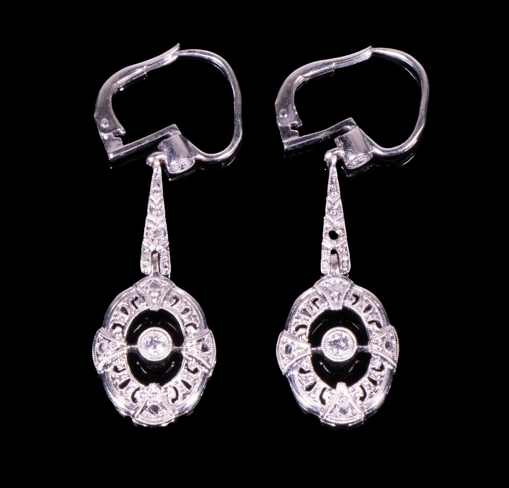 PR OF VINTAGE EARRINGS (1 of 2)