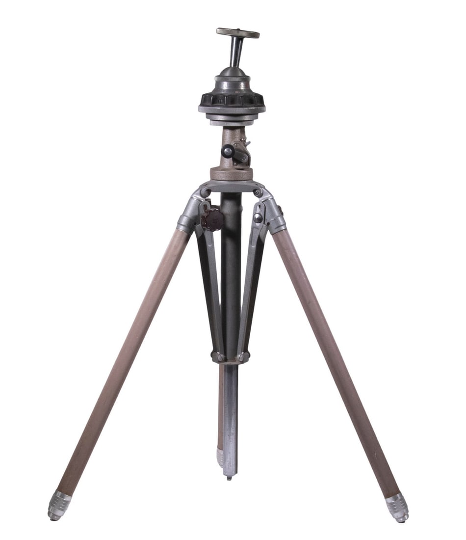 PROFESSIONAL LINHOF CAMERA TRIPOD (1 of 3)