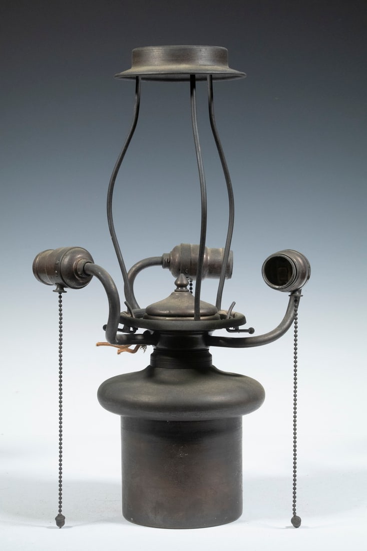 ELECTRIC TABLE LAMP WITH FONT BASE (1 of 1)