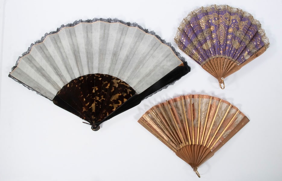 (3) VICTORIAN HAND FANS (1 of 3)