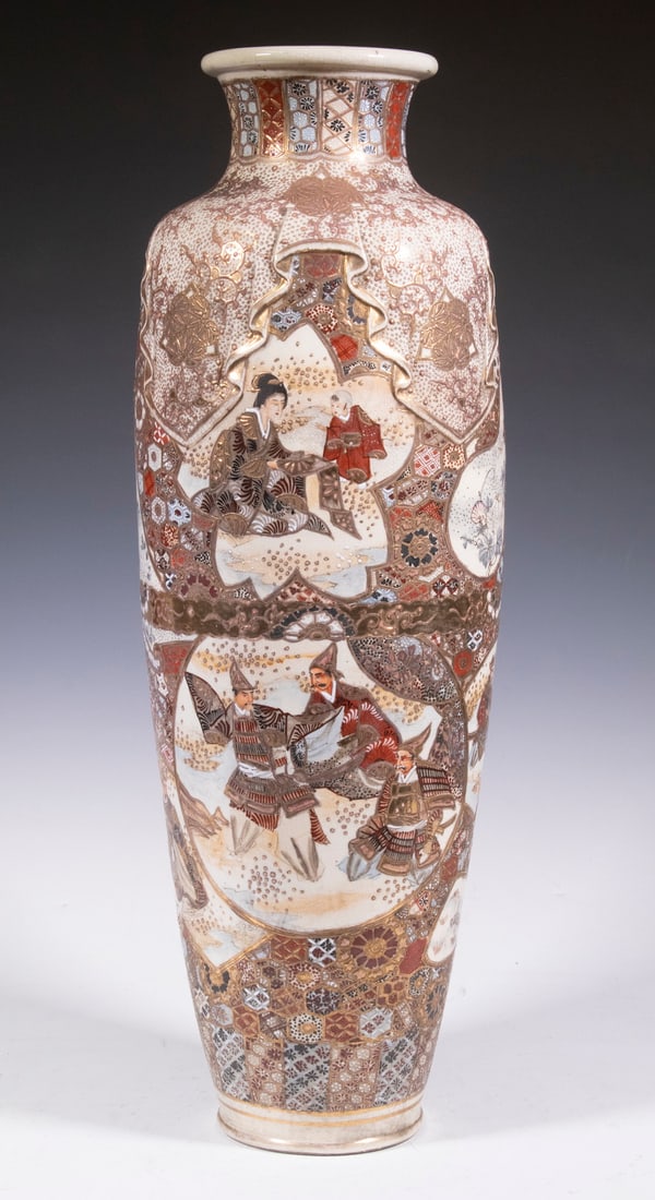 JAPANESE FLOOR VASE (1 of 4)