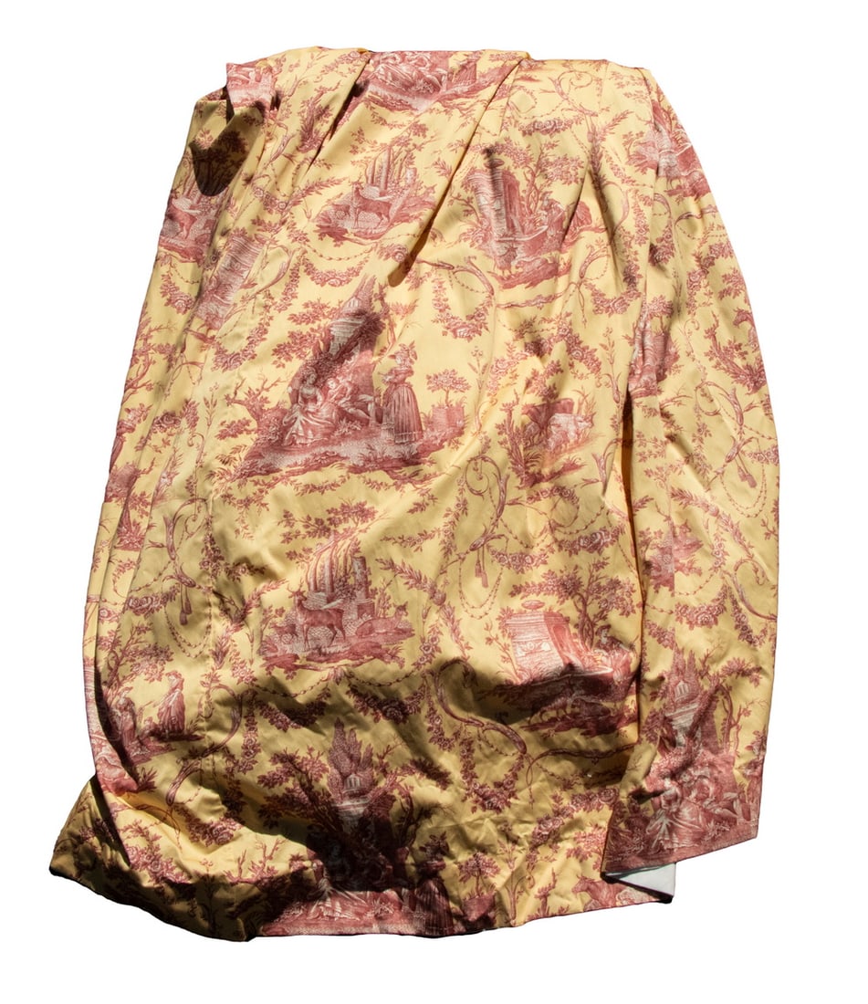 TOILE FABRIC DECORATIVE ACCESSORIES (1 of 1)