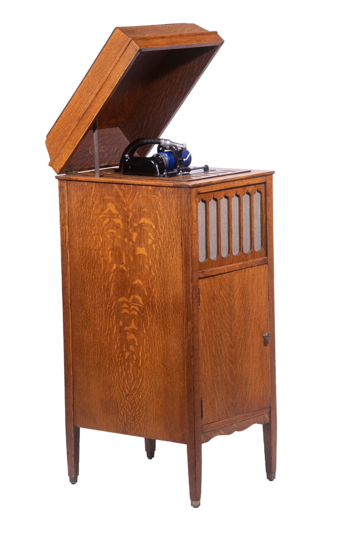 EDISON "AMBEROLA" OAK FLOOR MODEL CYLINDER PHONOGRAPH WITH APPROX (50) STORED IN LOWER CABINET: Model 73, Arts & Crafts cabinet quarter sawn golden oak, s/n 3198, mfg 1914, 41" x 16" x 19 1/2", lacking crank.