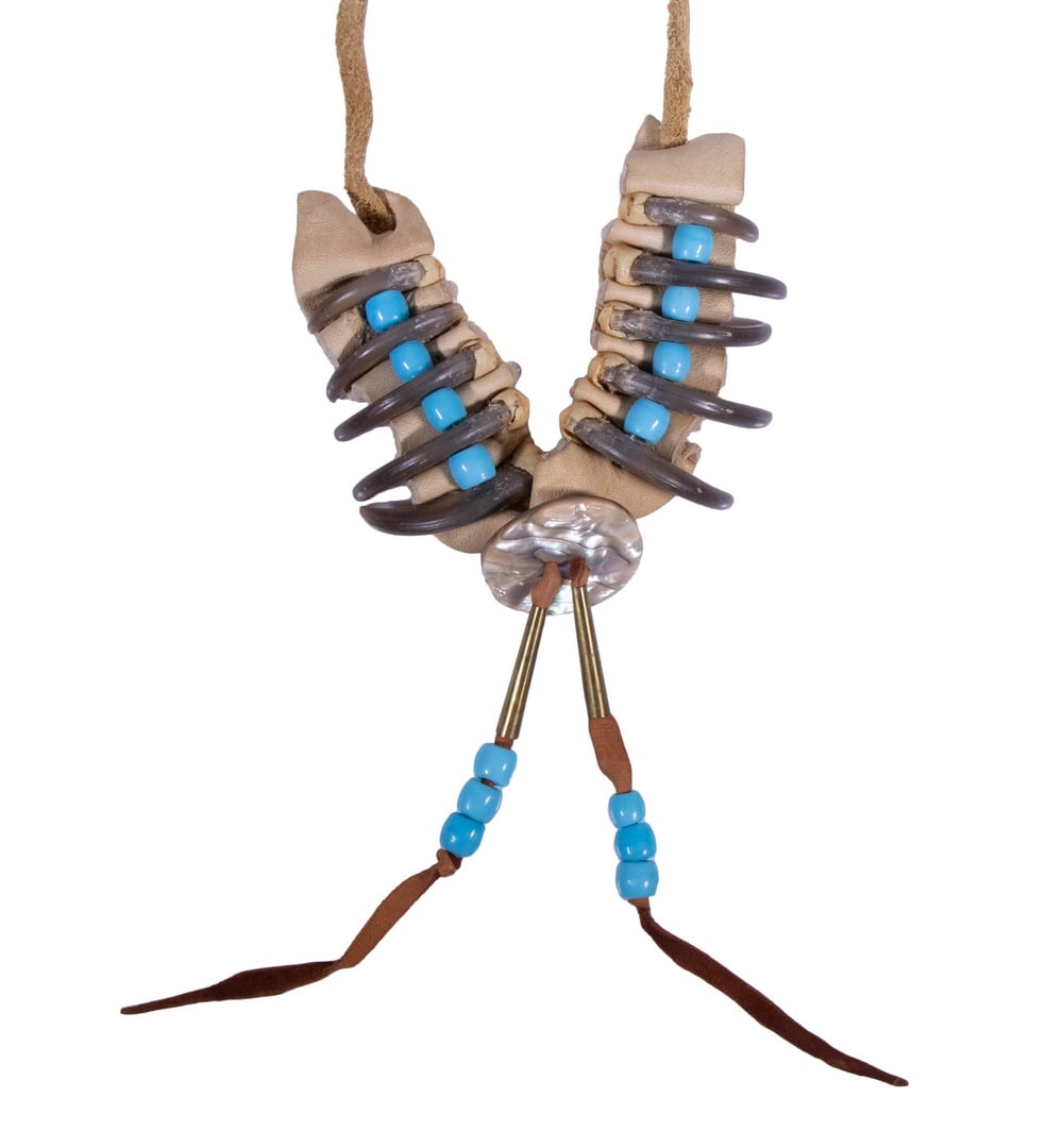 SIOUX BUCKSKIN CHOKER (1 of 2)