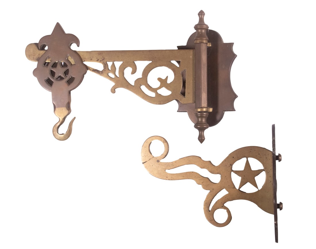 EARLY BRASS BRACKETS (1 of 3)