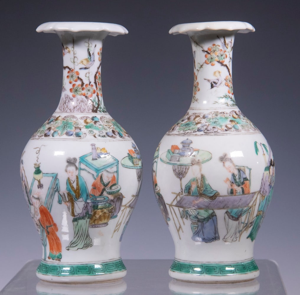 PR CHINESE FAMILLE VERTE PORCELAIN VASES (1 of 4)