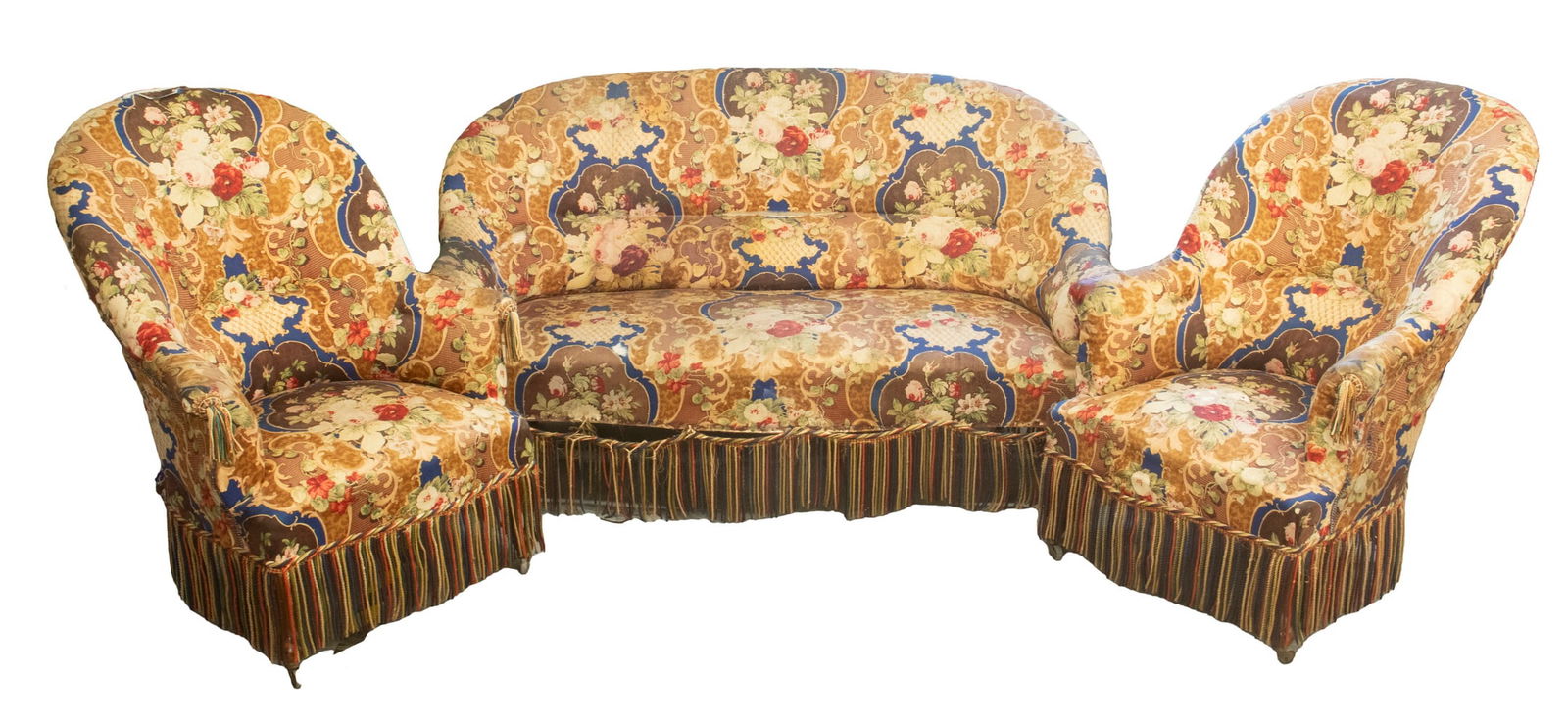 OVERSTUFFED VICTORIAN SETTEE & (2) MATCHING ARMCHAIRS (1 of 7)