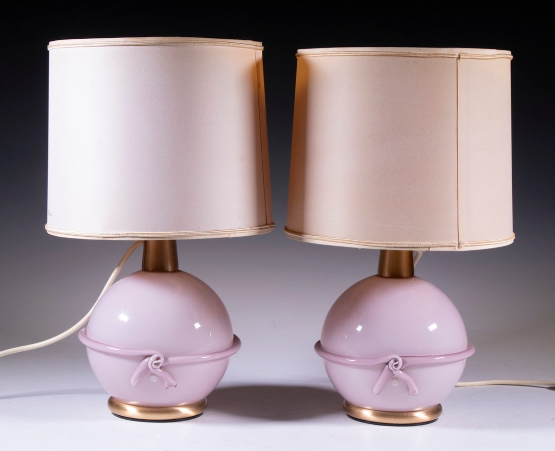 PR MURANO LA MURRINA MID-CENTURY TABLE LAMPS: Pair of Italian Murano Art Glass Spherical Lamps by La Murrina, ca. 1970s, with silk covered shades signed "La Murrina", both the base and top light up, bases: 9 1/2" high, 7" diam., with shade: 16" h