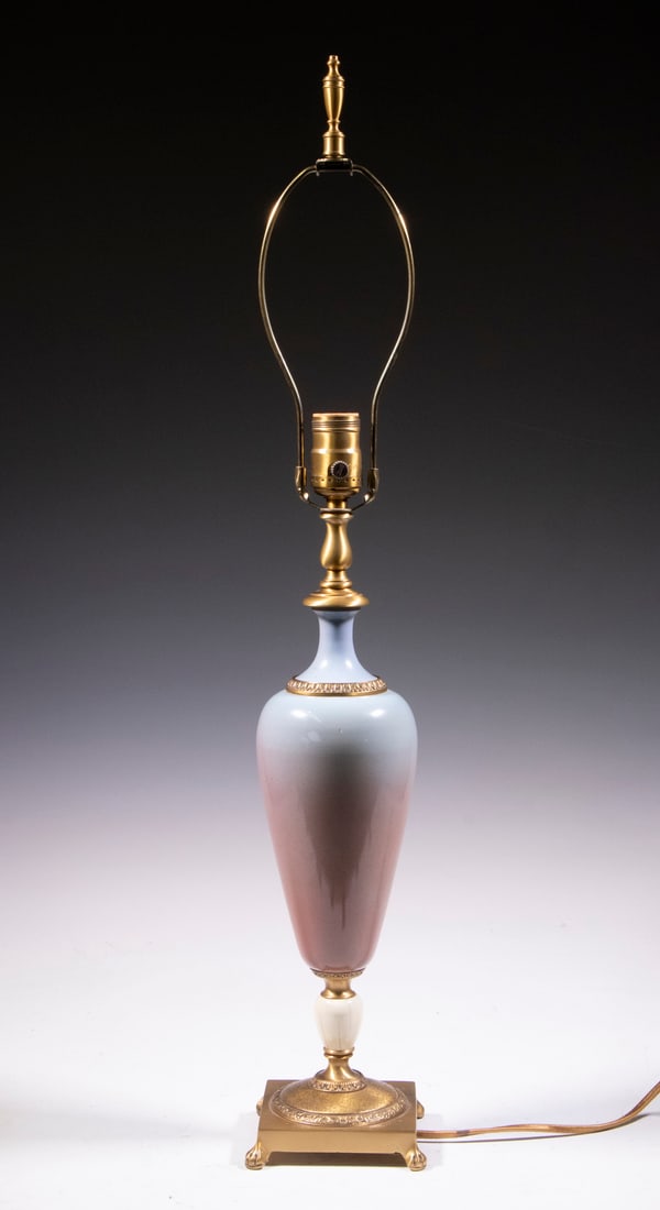 1930'S CASSIDY CO., NEW YORK TABLE LAMP: Vintage Art Deco Bronze Table Lamp, by Cassidy Co., Inc., with enameled urn form body, set on a square base with paw form feet, underside stamped with Cassidy Co. mark, single socket fixture with harp