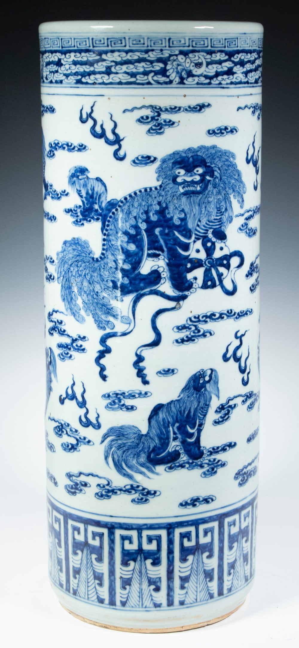 CHINESE PORCELAIN UMBRELLA STAND (1 of 3)