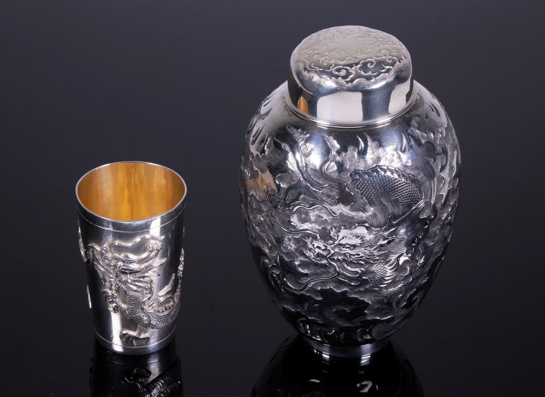 CHINESE EXPORT SILVER BEAKER & JAPANESE EXPORT SILVER TEA CADDY (1 of 2)