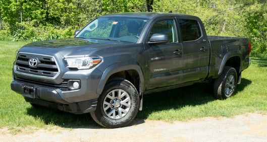 2017 TOYOTA TACOMA SR5 DOUBLE CAB