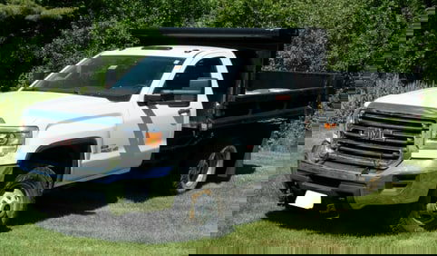 2015 GMC 3500 FLATBED TRUCK