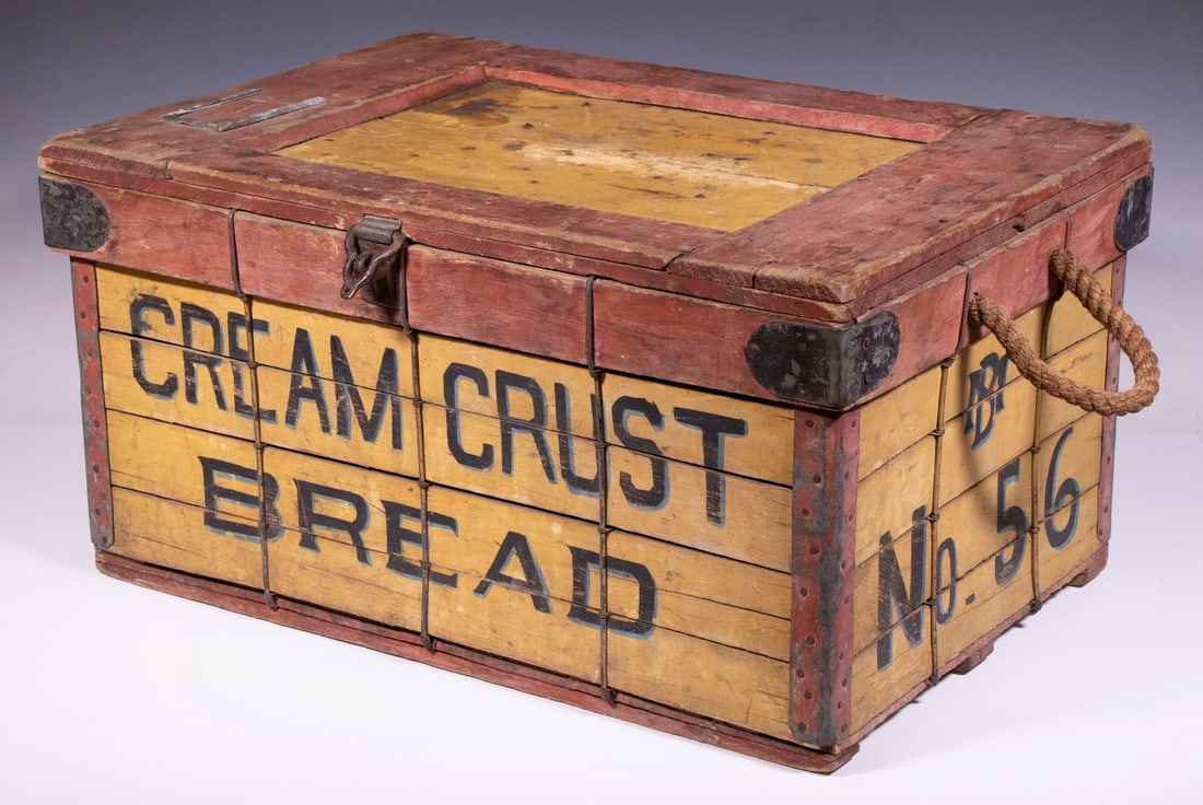 ANTIQUE BREAD ADVERTISING & DELIVERY CRATE (1 of 4)