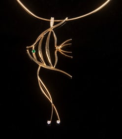 GOLD ANGEL FISH PENDANT ON CHAIN