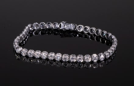 LADIES ART DECO STYLE PLATINUM DIAMOND LINE BRACELET