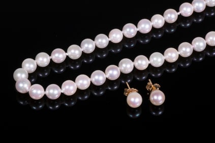 PEARL NECKLACE