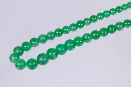 JADE BEAD NECKLACE