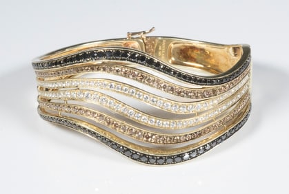 DIAMOND WAVE FORM BRACELET