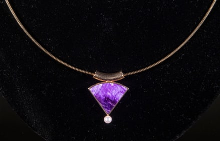 GOLD NECKLACE WITH AMETHYST & PEARL PENDANT