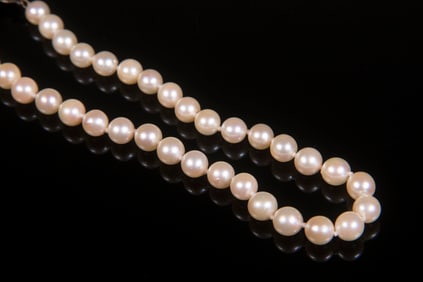 PEARL NECKLACE