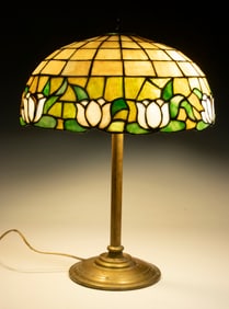 VINTAGE LEADED GLASS LAMP
