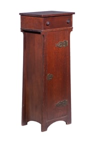 ARTS & CRAFTS OAK BAR CABINET