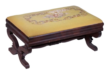 VICTORIAN WINDOW SEAT