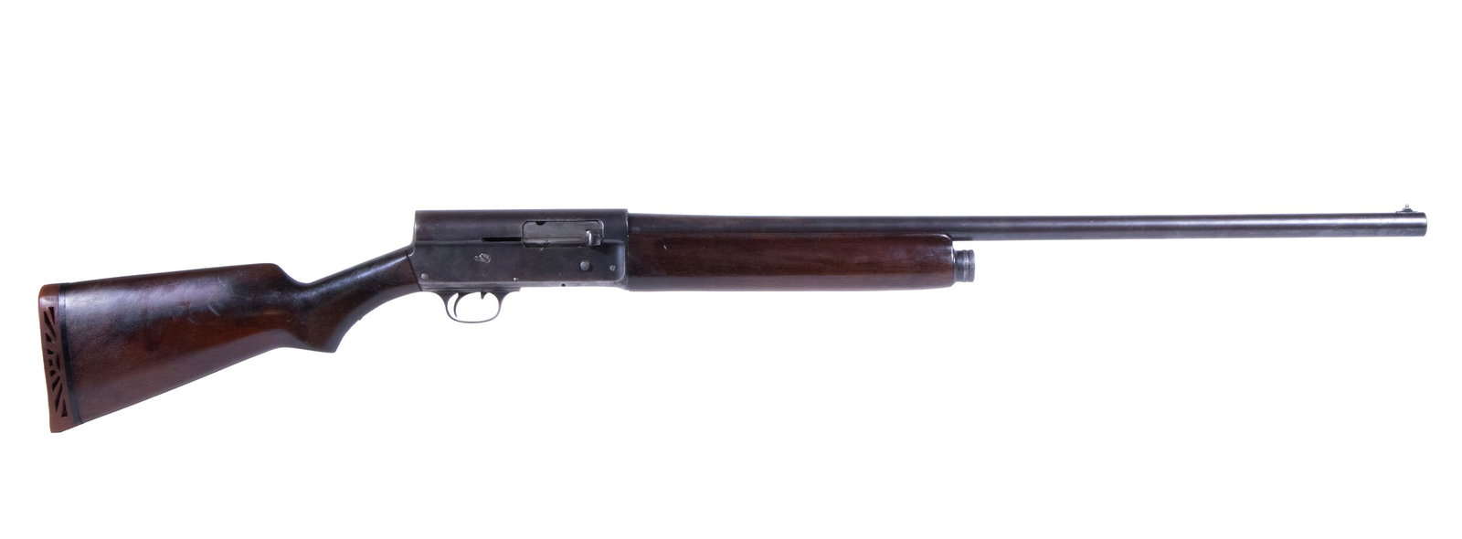 REMINGTON MDL. 11 SHOTGUN, 12 GA: A semi-automatic hunting shotgun made by the Remington Arms Company. The gun features blued barrel and receiver with smooth walnut furniture, single bead sight, "suicide" safety and an Ithaca rubber r