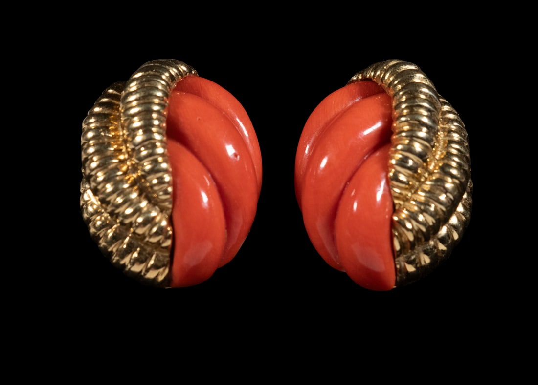 PR TIFFANY & CO. GOLD & CORAL EARRINGS (1 of 2)
