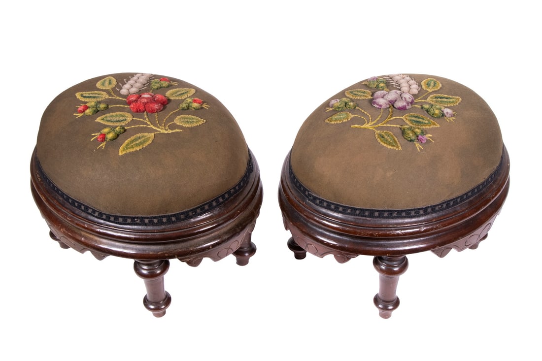 PR VICTORIAN OVAL FOOTSTOOLS (1 of 2)