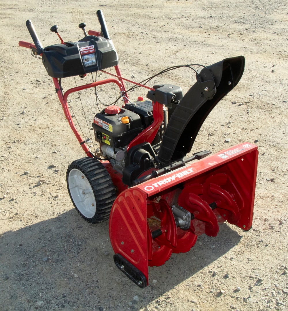 TROY-BILT STORM 2860 GAS-POWERED SNOWBLOWER (1 of 4)