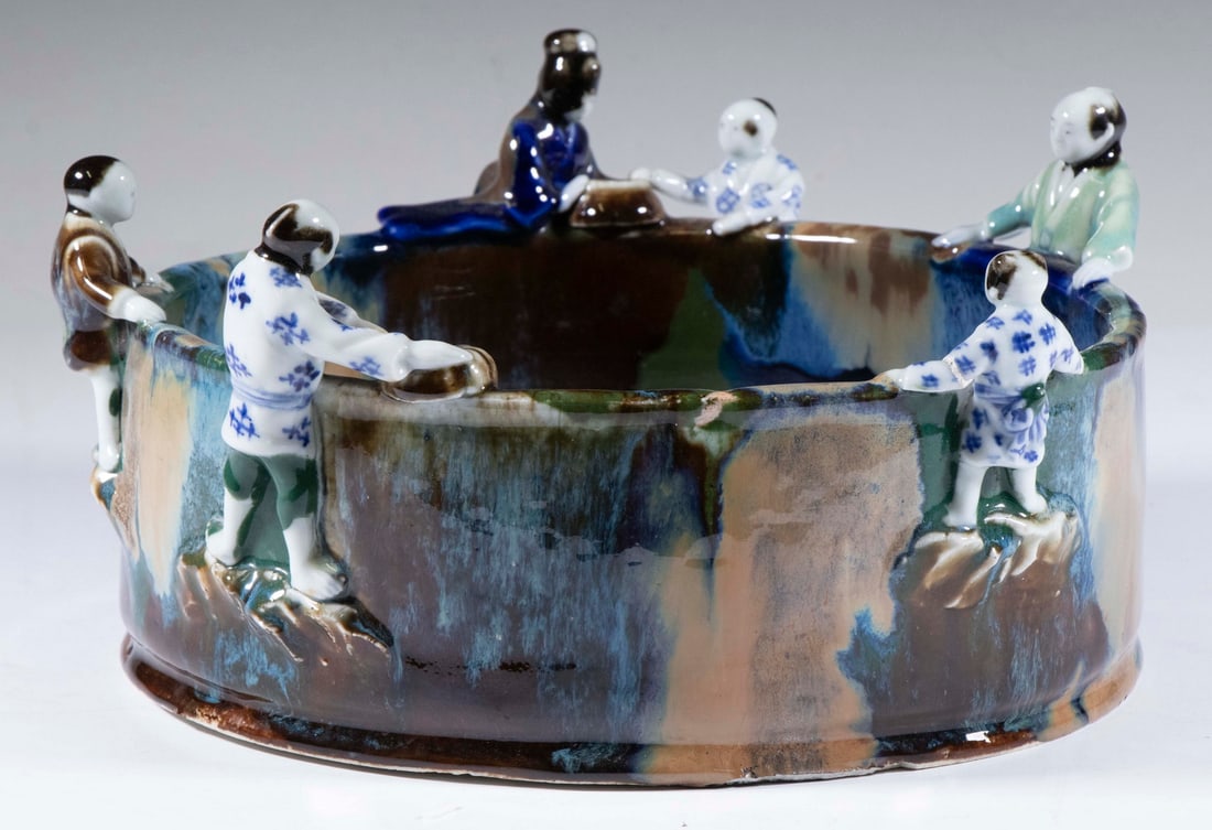 CHINESE GLAZED CERAMIC BOWL WITH FIGURES (1 of 3)