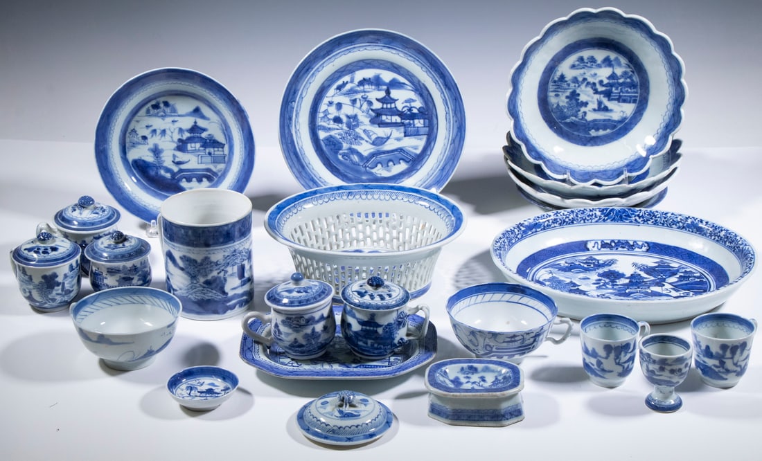 (23 PCS) CHINESE CANTON BLUE & WHITE PORCELAIN (1 of 4)