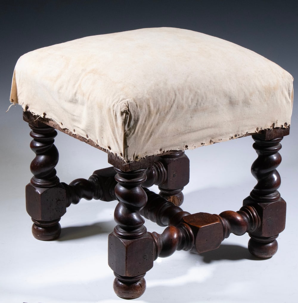 FRENCH BAROQUE TURNED WALNUT STOOL (1 of 3)
