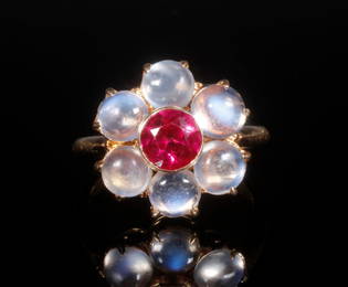 RUBY & MOONSTONE RING IN 14K GOLD