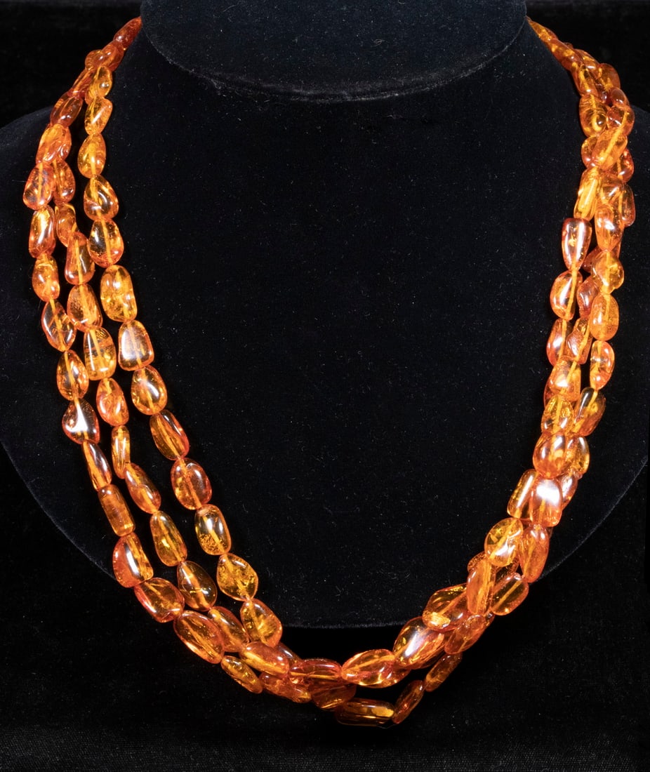 AMBER BEAD NECKLACE (1 of 1)